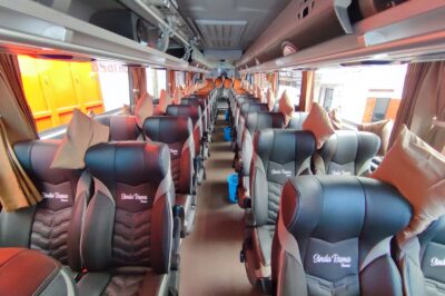 Sewa Bus Pariwisata: Alternatif Transportasi Terbaik untuk Liburan Romantis